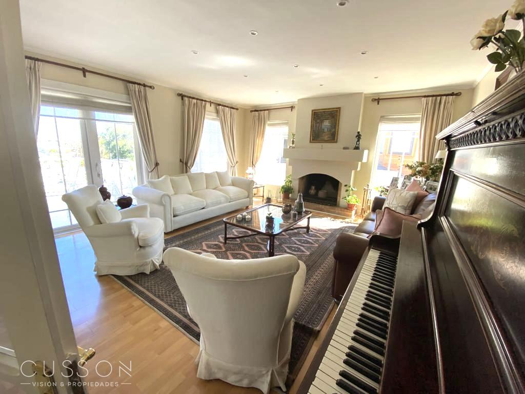 Casa de 363m2 solida con jardín piscina Lomas San Andrés Concepcion